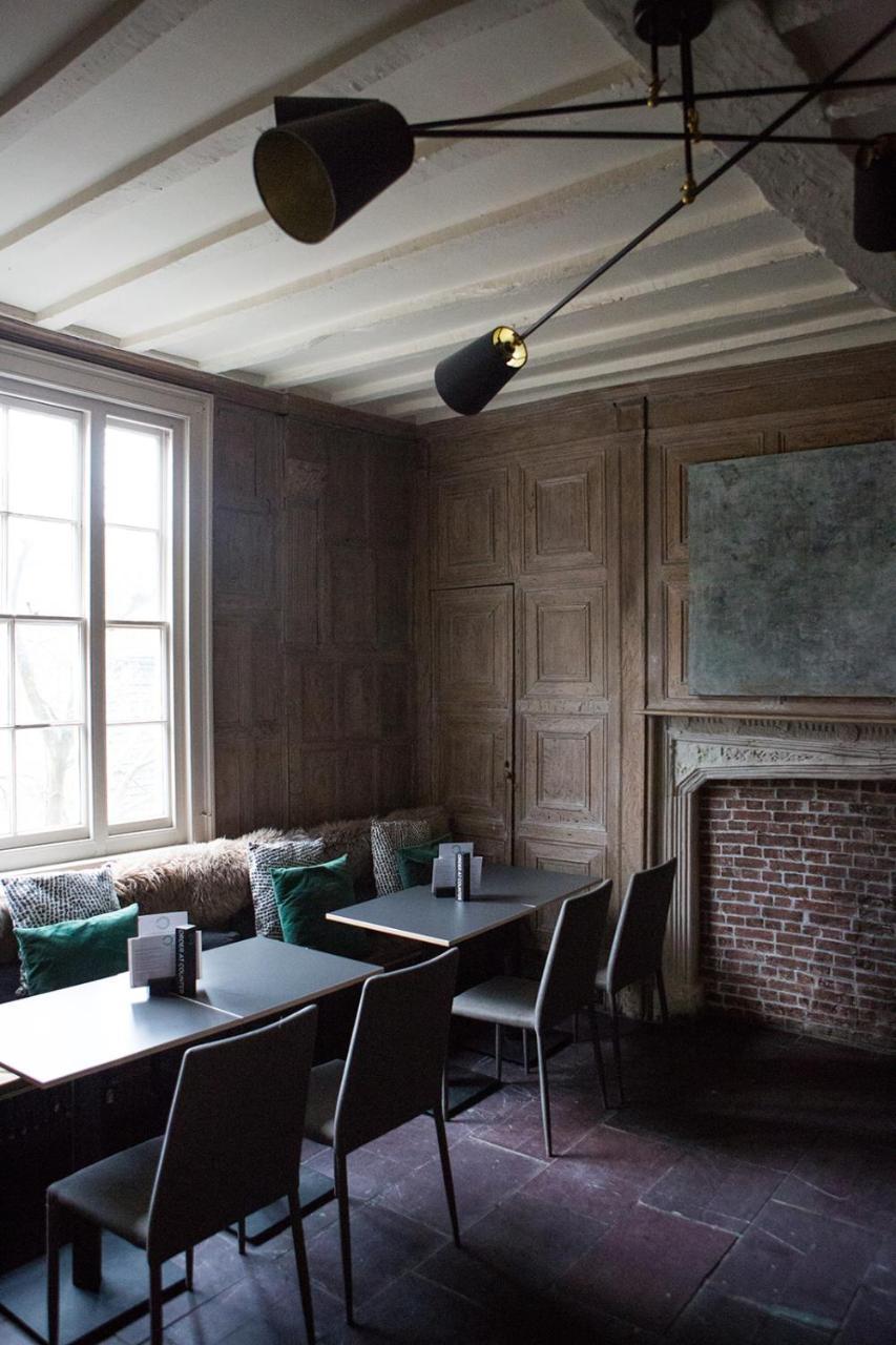 Whitehouse Rye B&B 외부 사진 The interior of the restaurant